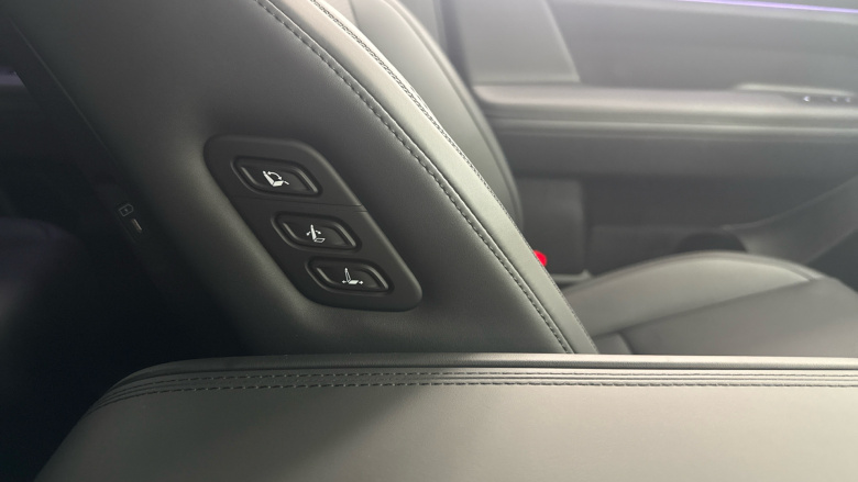 Hyundai SANTA FE 1.6 TGDi Plug-in Hybrid Calligraphy 5dr 4WD Auto Estate